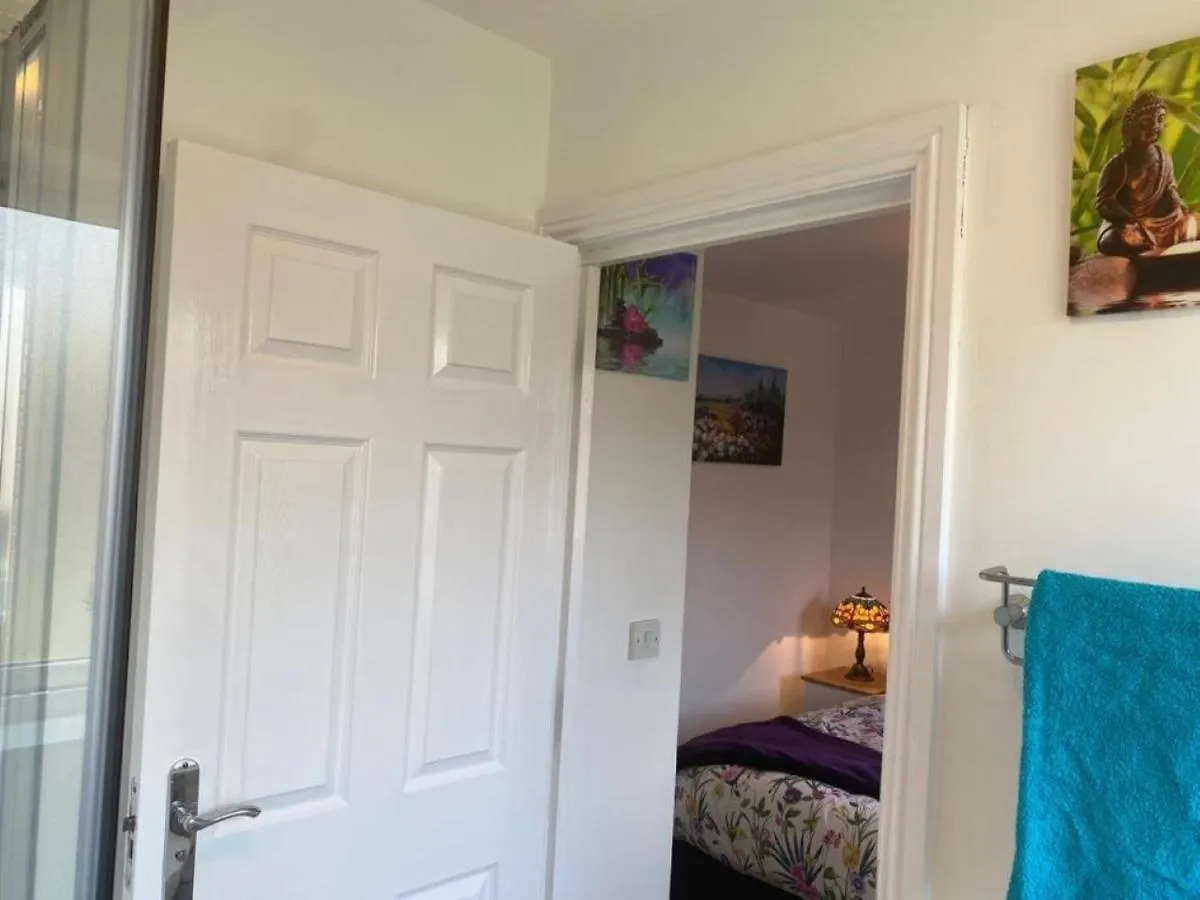 Warm & Cosy Homely 4 Bdr Chesterton House W High Speed Wifi, Big Garden & Free Parking كامبريدج بيت للعطل