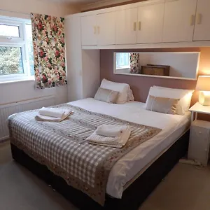 Holiday home Two Bedroom Corporate And Family With Parking - Orbitat, Cambridge (Cambridgeshire)