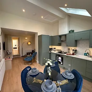 Apartment By Tas, Cambridge