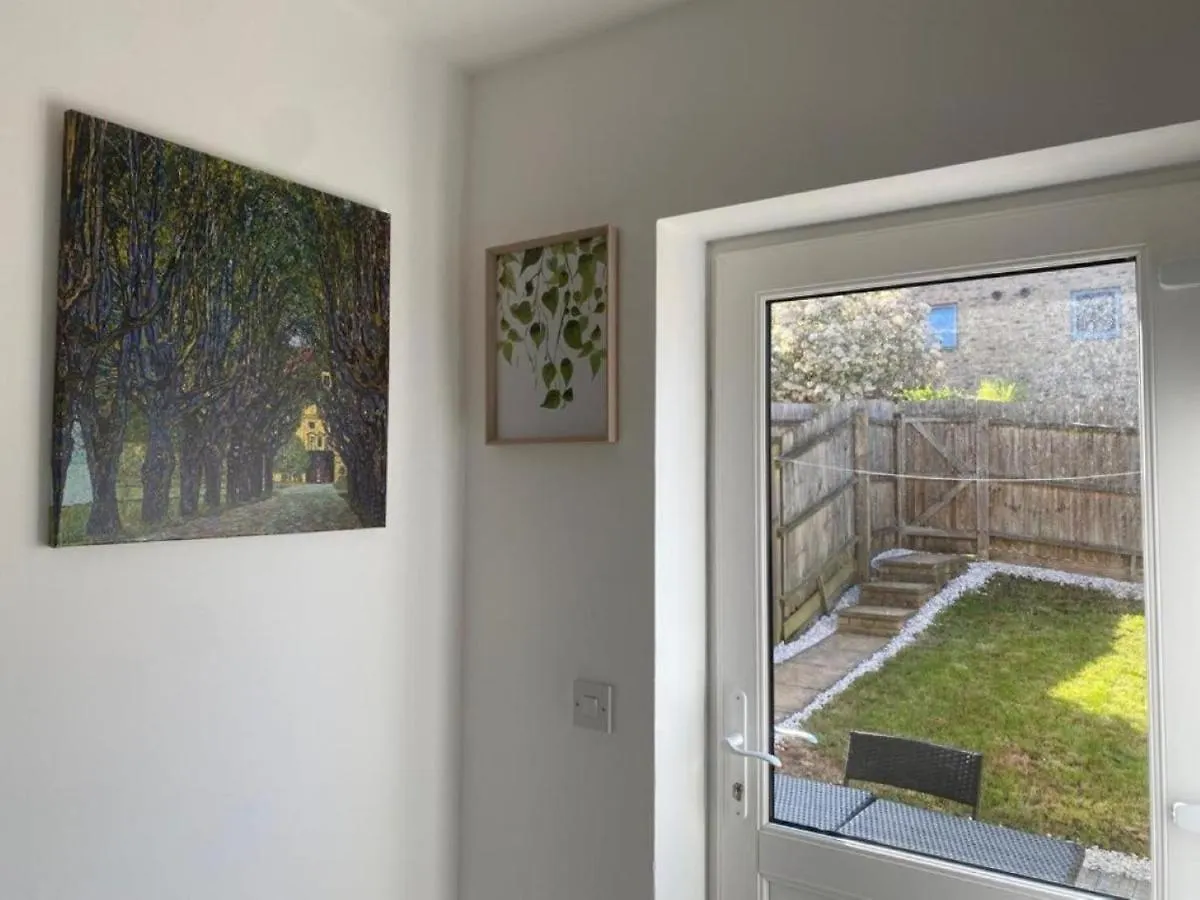 Warm & Cosy Homely 4 Bdr Chesterton House W High Speed Wifi, Big Garden & Free Parking Cambridge