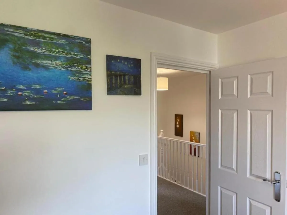 Warm & Cosy Homely 4 Bdr Chesterton House W High Speed Wifi, Big Garden & Free Parking Cambridge